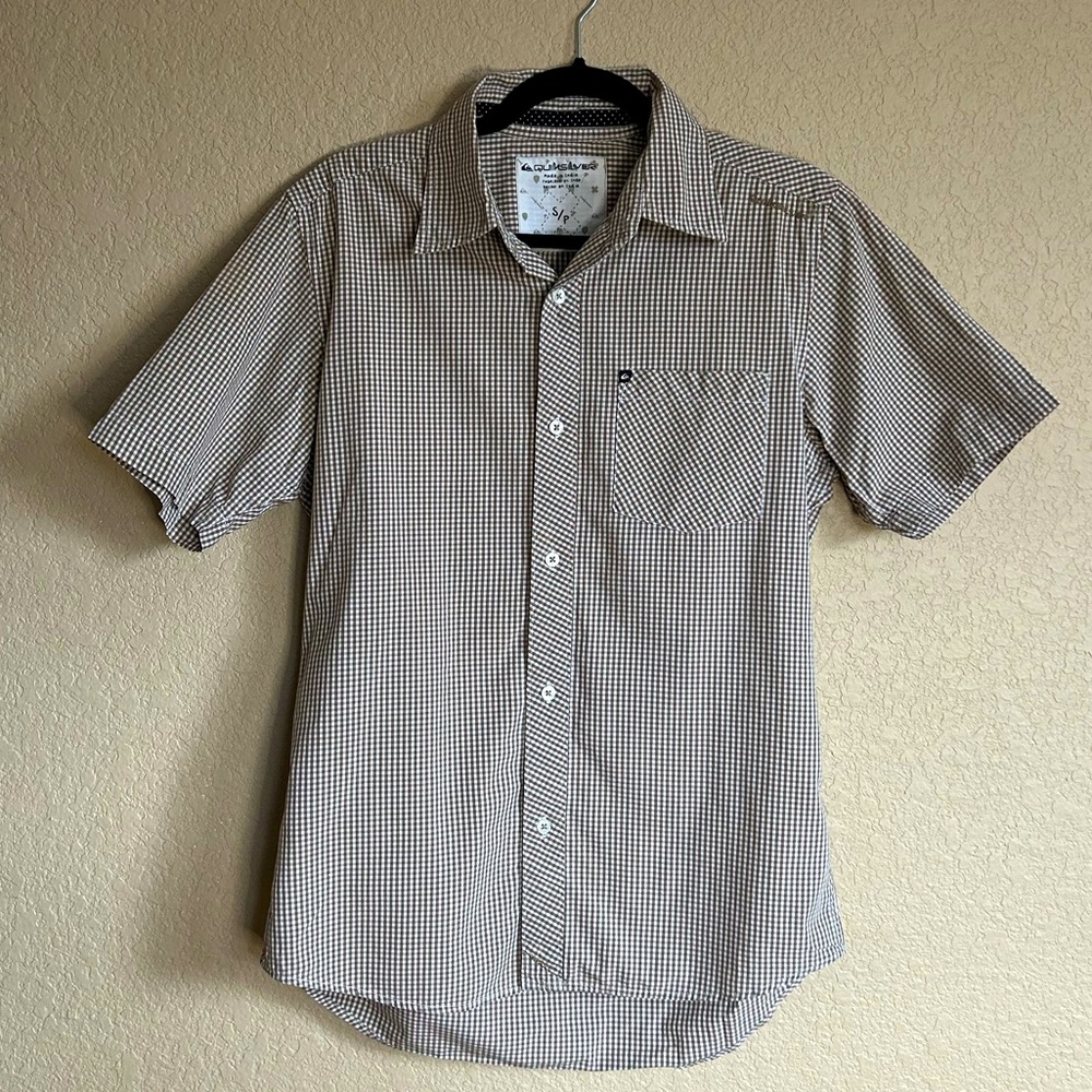 Men’s Quiksilver Button Down Short Sleeve Top